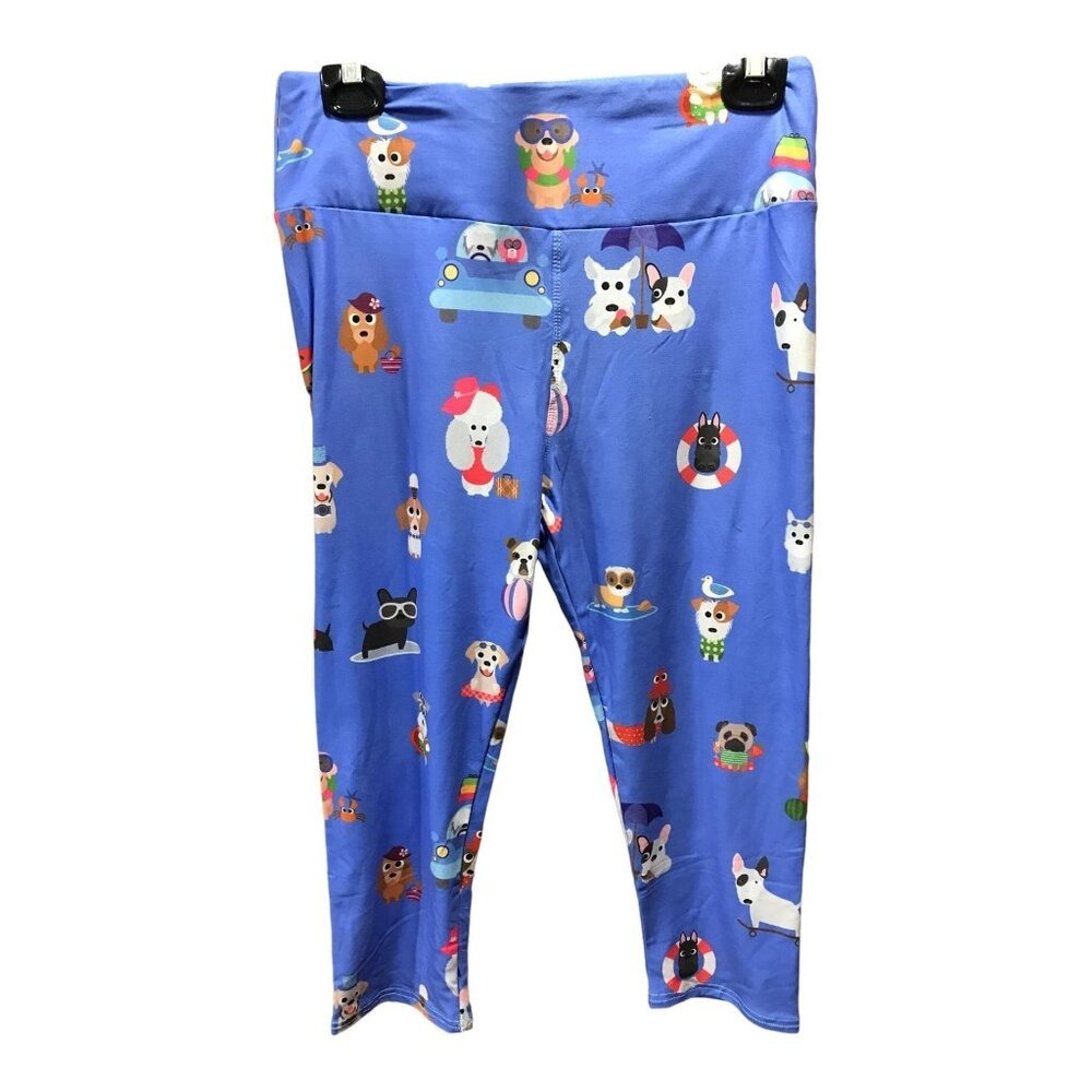 Beautifully Perwinkle Capri Style Leggings with Beach Dogs